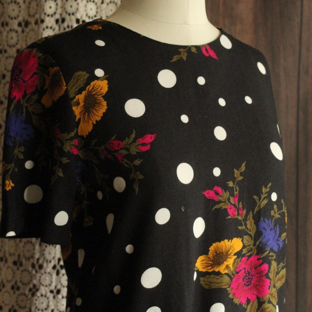 Vintage 1980s 1990s Blouse, Norton McNaughton Petites Polka Dot and Floral - Picture 5 of 11